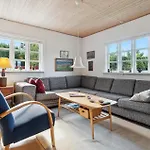 2 Bedroom Cozy In *
