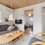 2 Bedroom Cozy In * Allinge-Sandvig